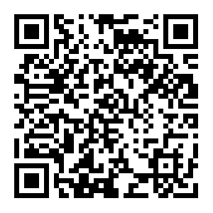 Scan to download the TourRadar app
